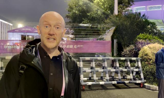 体育-亚运足球比赛也精彩:体坛嘉宾杭州直击韩国夺冠